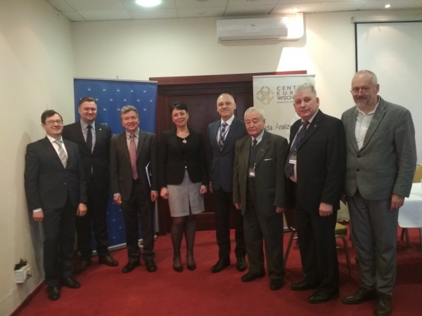 Польський та український досвід системних трансформацій