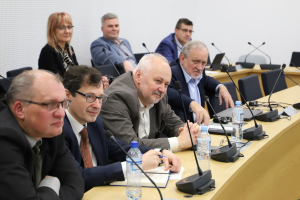 Авторитаризм як загроза, демократія як відповідь